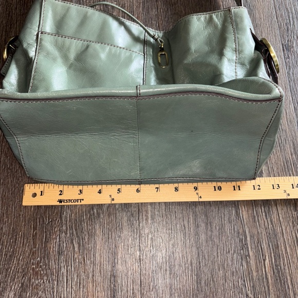 Hobo brand shoulder bag - Picture 3 of 7